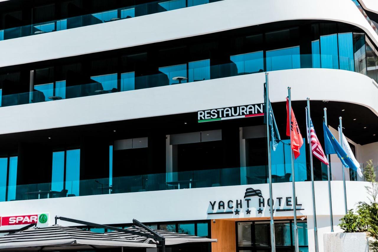 Yacht Hotel Vlorë エクステリア 写真